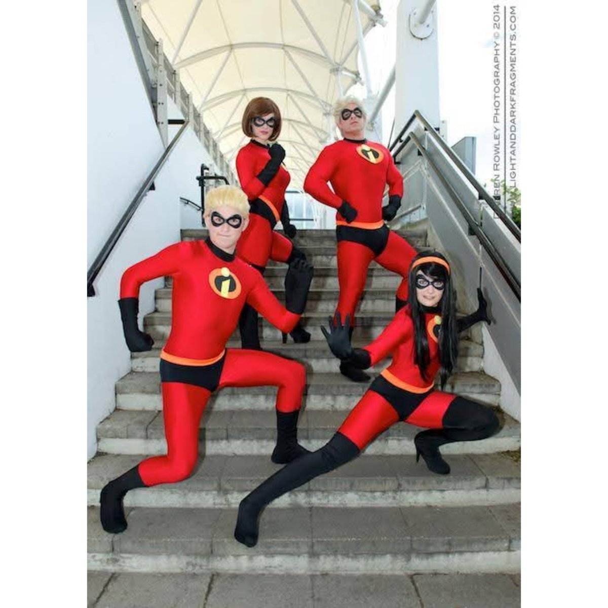 ChrisMason316's tweet photo. Looking Incredible
Looking Incredible
With rossecobb, hollympolly & rogue_roxy
Ph: @darrenrowleyphotographyuk
#cosplayers #photooftheda #me #fitness #comiccon #photo #makeup #hair #model #photography #bodybuilding #wig #theincredibles #theincredibles2 #disney #pixar https://t.co/PgZiMkKCUS