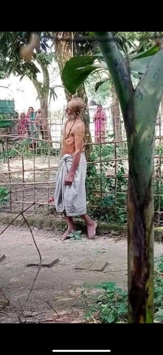 pktedu's tweet photo. हतो वा प्राप्स्यसि स्वर्गं जित्वा वा भोक्ष्यसे महीम्।
तस्मादुत्तिष्ठ कौन्तेय युद्धाय कृतनिश्चयः॥

सुकुमार दसुगुरु..
अब नहीं रहे…
लोकनाथ मंदिर, बारबागुडा, बांग्लादेश के पुजारी। 
पिछली एक रात कट्टर जिहादियों द्वारा उन्हें निर्ममता से भीषण प्रताड़ना के बाद फाँसी पर लटका दिया गया। https://t.co/X1kQBv0FoH