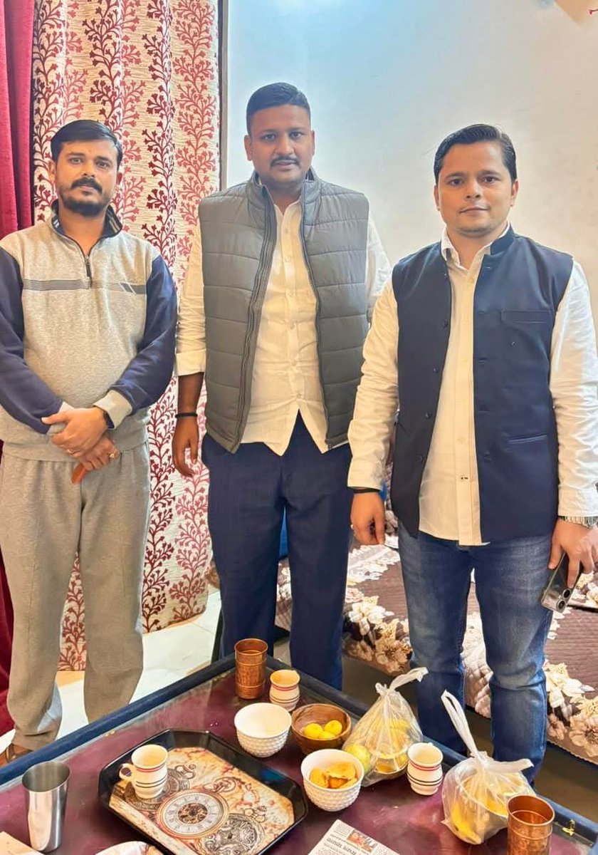 Rahul_atiksh's tweet photo. आदरणीय भइया श्री @ianubhavdwivedi जी, प्रदेश उपाध्यक्ष भाजपा(युवा मोर्चा) एवं श्री तरुण तिवारी जी का सानिध्य। https://t.co/paORR7uX3o
