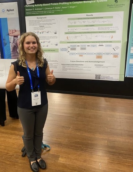 Aaron Wright (@wrightgroupbu) on Twitter photo Check out this great article about our undergrad Madison Andrews. engagedlearning.web.baylor.edu/news/story/202… @baylor <a href="/BiologyBaylor/">Baylor Biology</a> Check out this great article about our undergrad Madison Andrews. engagedlearning.web.baylor.edu/news/story/202… @baylor <a href="/BiologyBaylor/">Baylor Biology</a>