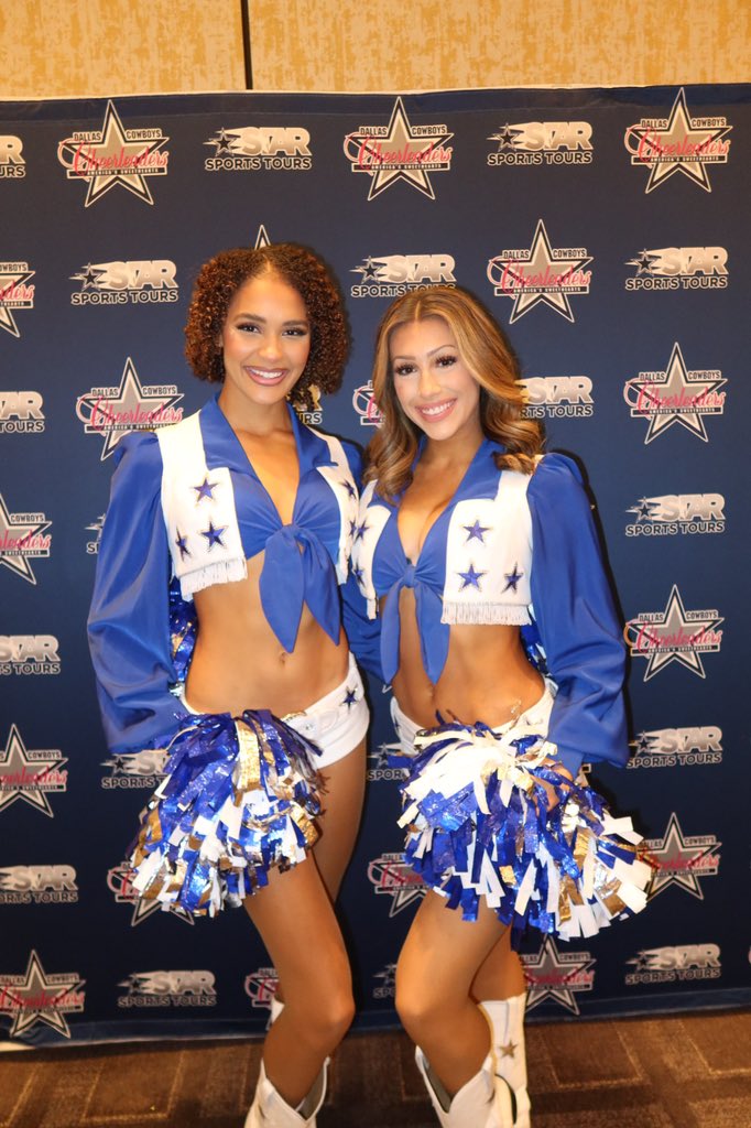 StarSportsTours's tweet photo. 😍Dallas Cowboys CHEERLEADERS😍 The girls have arrived!
#CINvsDAL
#DallasCowboys #OnlyWithSST #CowboysTravel #CowboysNation #WeDemBoyz #meetandgreet #dcc #cheer #cheerleaders https://t.co/Qg4ldyyiMB