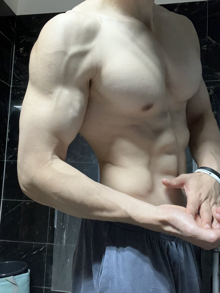 juni猫！ tweet media