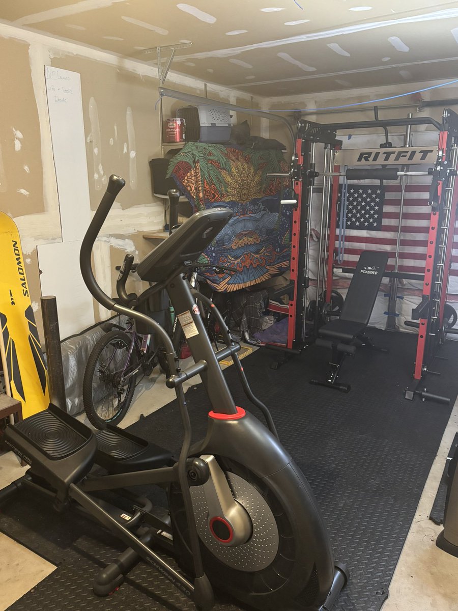 BigPicSolution's tweet photo. @daycyberwox Next up.

Eliptical : Combats the impact to knees running does and makes it so you can never find an excuse not to get the excersice in.
Home Gym : Power Cage / Adustable Dumbells / Bench / Kettle bells / Plates.

Maybe about 2k? You can go higher or lower, but that was my cost. https://t.co/0ksVBBfLTT