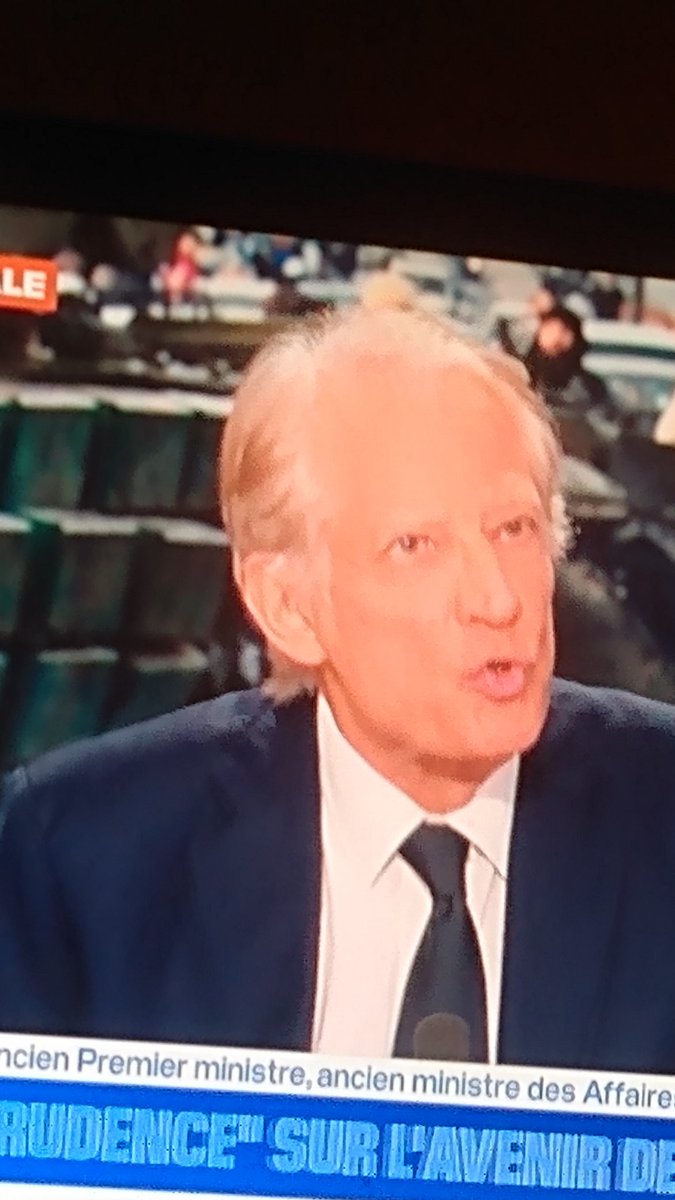 ElecReconquete's tweet photo. De @Villepin sur #BFMTV à propos du chef des rebelles djihadistes syriens, #AbuMuhammad #AlJoulani :
"Les hommes peuvent changer.
Le cœur de la diplomatie, c'est le dialogue".
➡️Quand on voit la tête de l'intéressé,on peut avoir raisonnablement de gros doutes sur ses intentions ! https://t.co/J0DQB7cabO