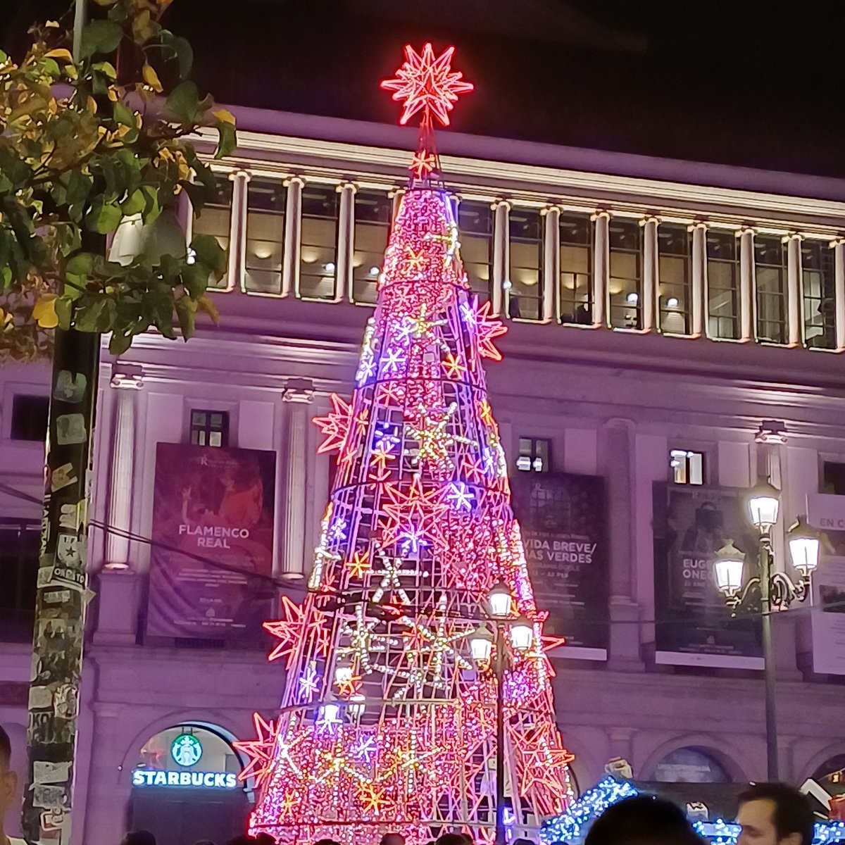 sonibravo12's tweet photo. It's Christmas Time 🎄❄️
#Christmas2024 #Madrid https://t.co/ELHr5UGzcL
