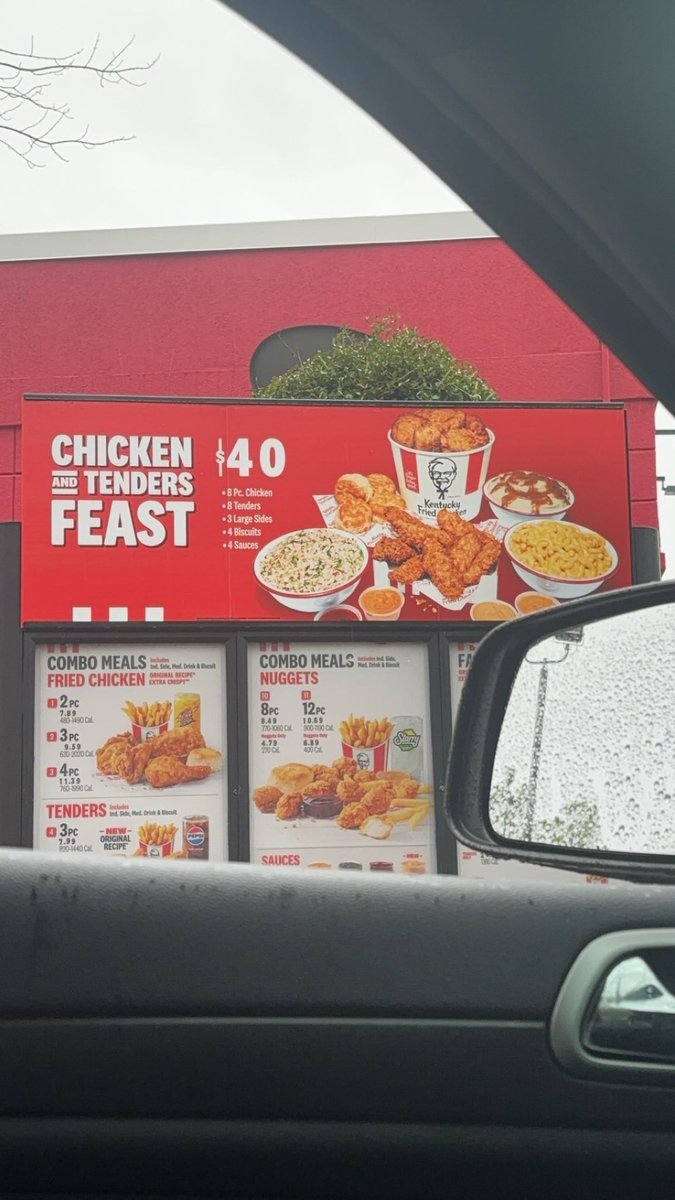 phil_bricked's tweet photo. Very Hung on this Sunday, me and my boy gonna take down this feast  and watch football for 8 hours https://t.co/55KOMiJmlJ
