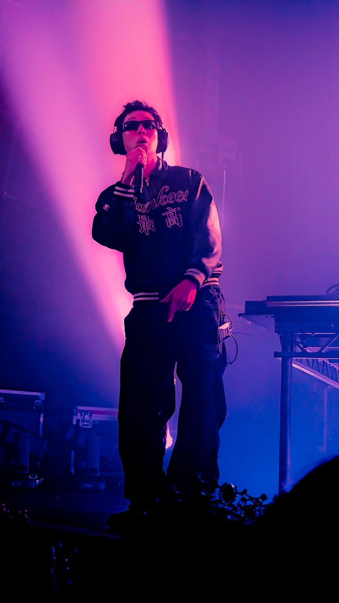 jonghos4pple's tweet photo. pics of dpr cream you have not seen because i took them, barcelona edition
#dprcream #dreamreborntour #DPR https://t.co/HQDUtSCcgE