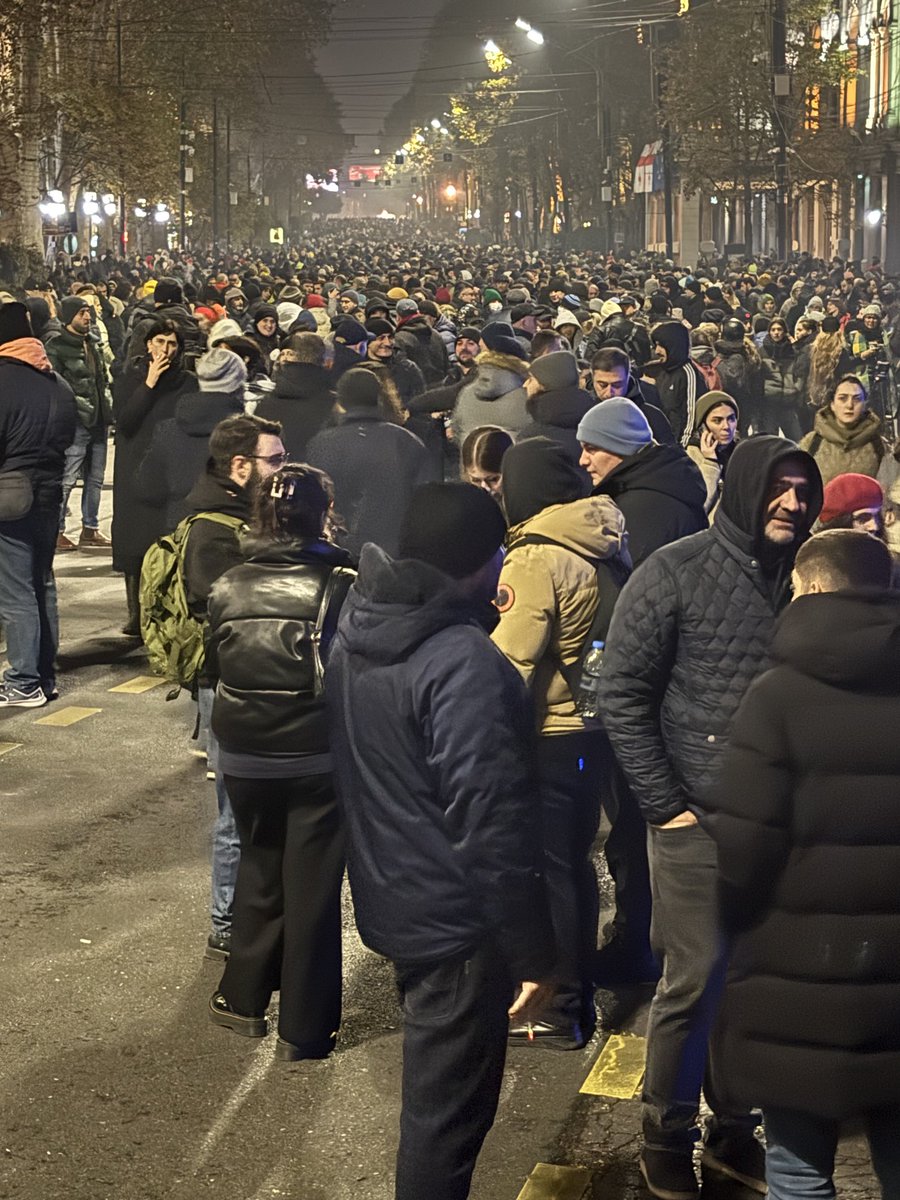 ccaryl's tweet photo. Hard to convey the full magnitude of the crowd demonstrating here in #tbilisi tonight. A lot of very brave, very determined people 🇬🇪 https://t.co/W5aGUJXX08