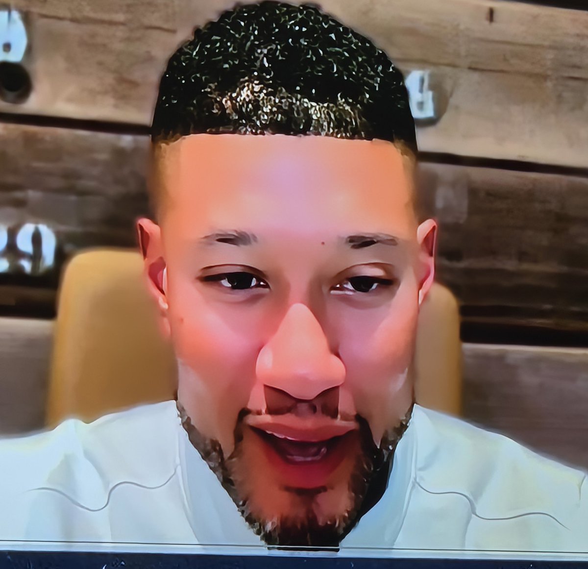 Salesforcebrig1's tweet image. WTF is going on with ol' boys hair?
#notredame
#magicmarker