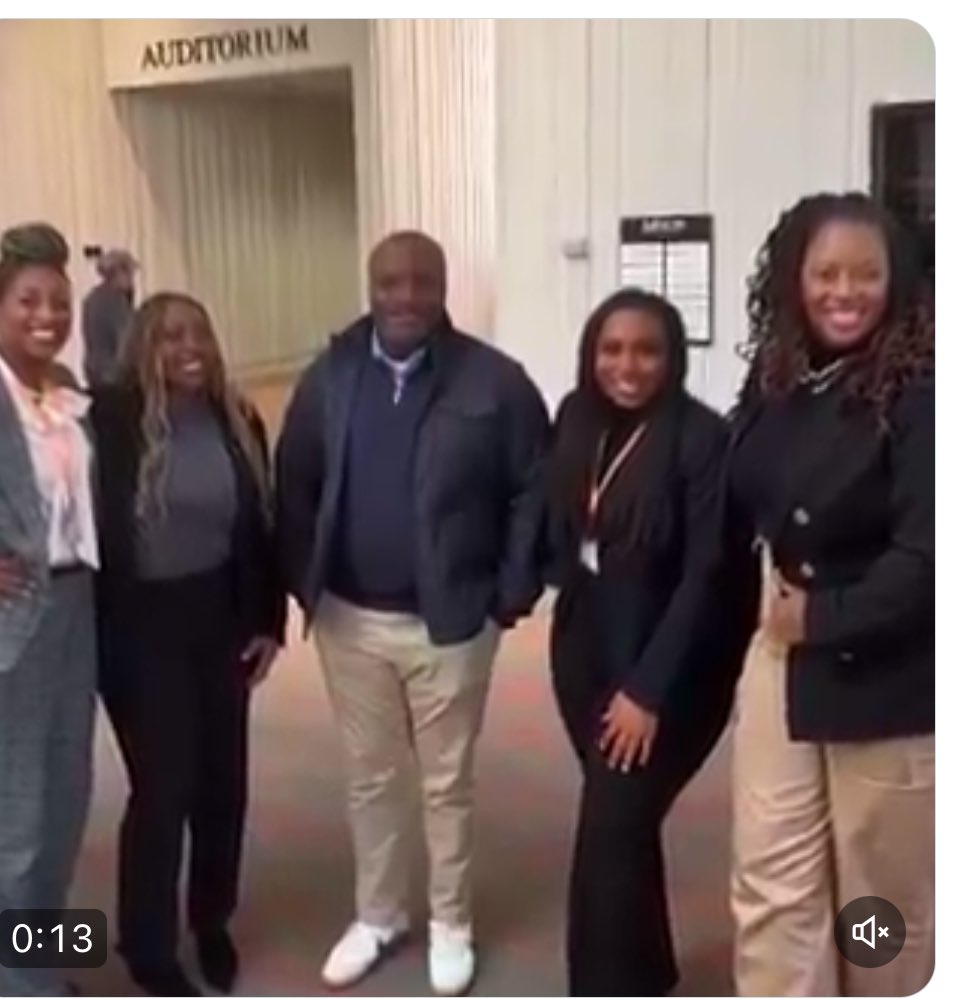 Eunika Russell Ayers tweet media