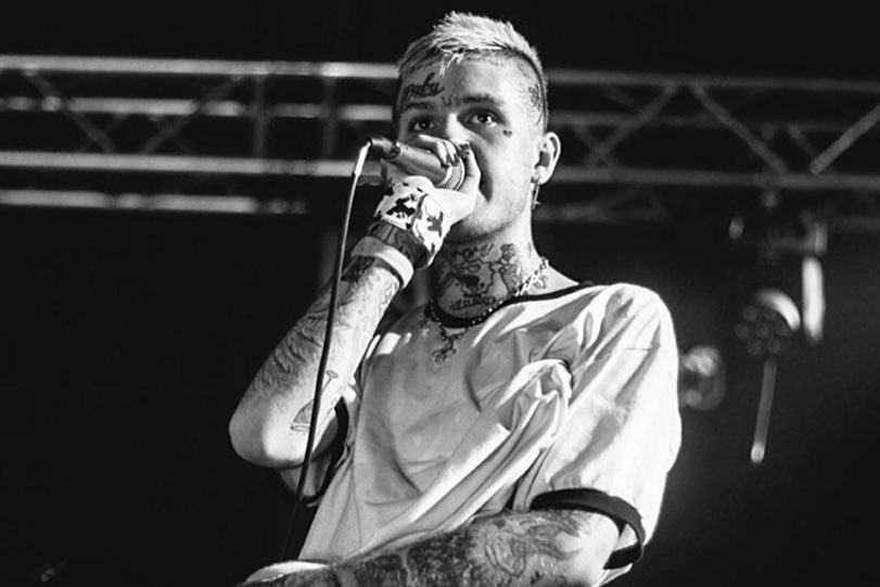 OMFGpeep's tweet photo. lil peep. https://t.co/CLbGsYFzqB