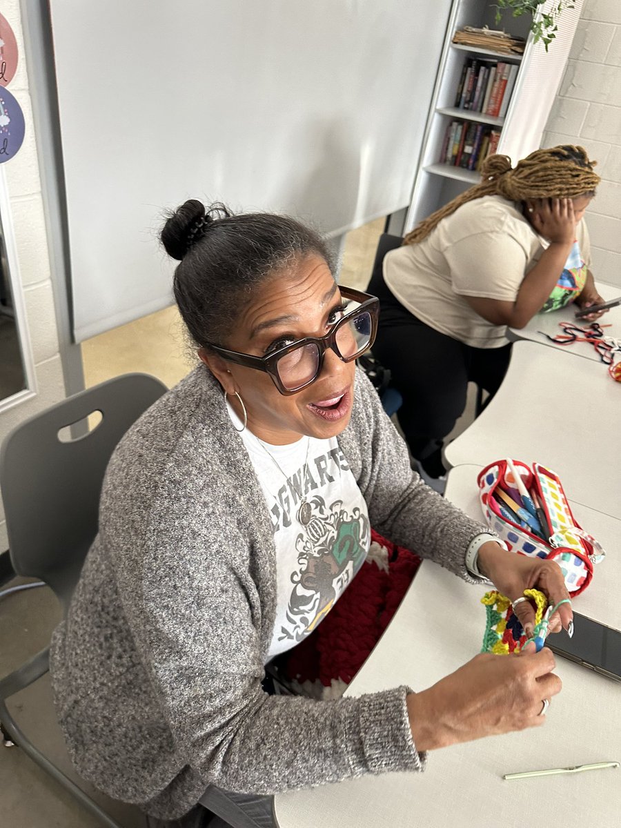 evabaileygreene's tweet image. The VTSS team @WeAreHSHS
hosted our first Brain Break of the school year. Students seemed to enjoy themselves. We are making small steps in moving the school climate forward! @jbostonedu @JoAnaMJSmith @Vtss_ric @HSHS_Principal