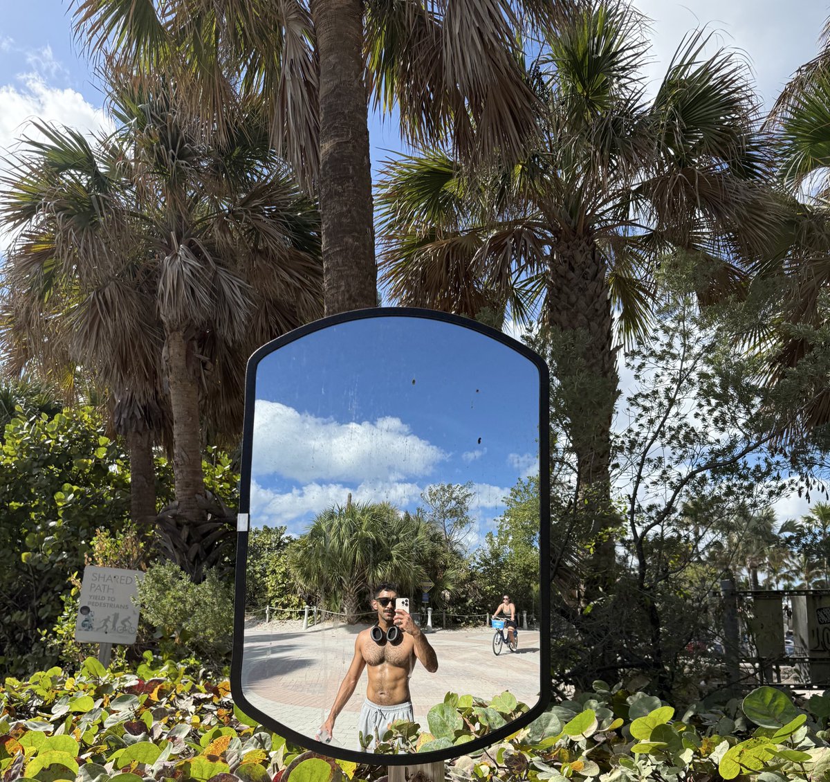 rubyroobs13's tweet image. Miami