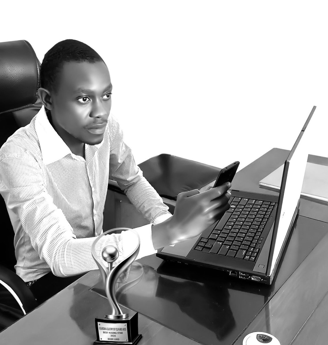 iambashluks's tweet photo. This award is not just for me; it represents the dreams &amp; aspirations of every young filmmaker in Uganda. I hope my story inspires others to pursue their passion, no matter how challenging the journey may be.

#UgandanAcademyofFilmandArts 
#BestRisingStar2024 https://t.co/xrbHcWsn61