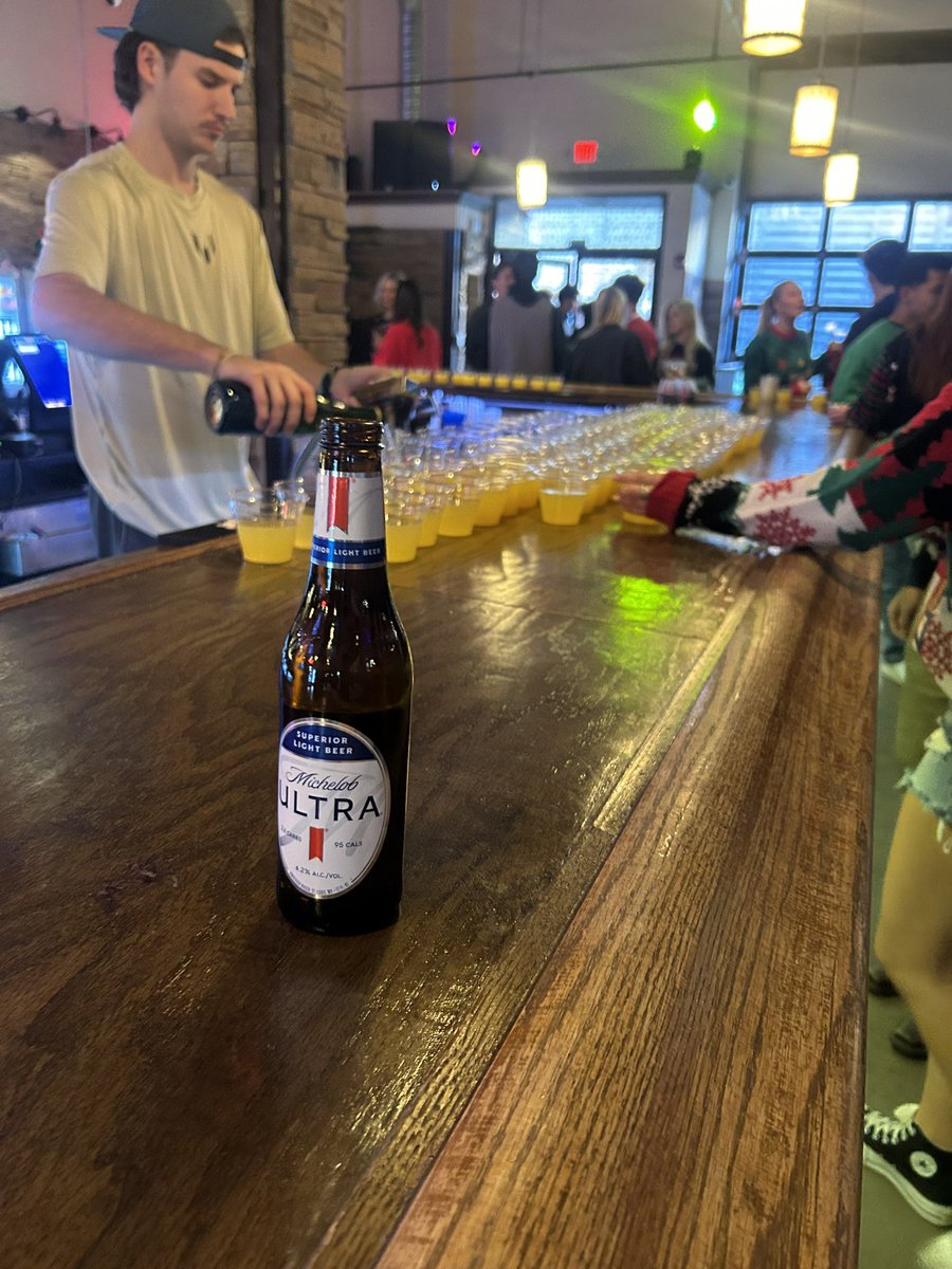 Free Mimosas? Haha yeah man that’s sick. I’ll take a $4.50 Ultra and I’ll keep it open. Thanks Chief.