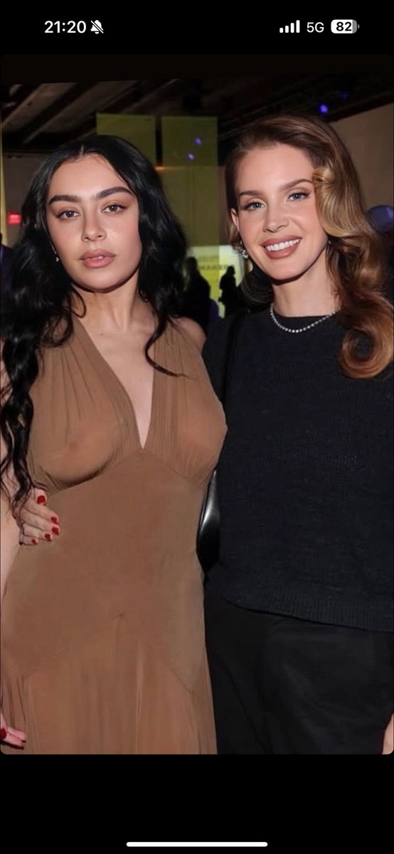 El Ferran m’acaba de dir de forma no irònica que son la Georgina i la Shakira