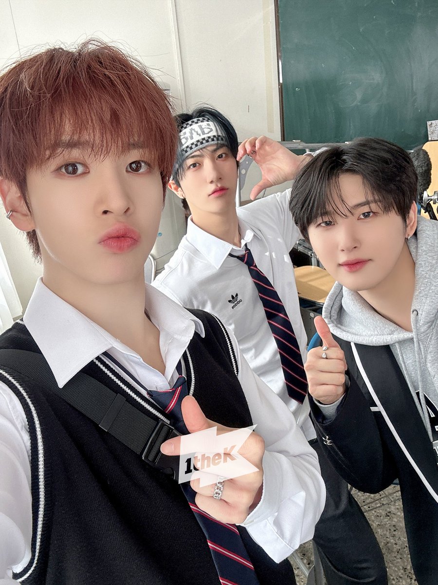 cravityvzla_'s tweet photo. ➭ TWITTER ( 071224 – 1theK ) : Fotos de #CRAVITY en “Dance Society” publicadas en la cuenta de 1theK.

© 1theK https://t.co/o30HsCnWWI
