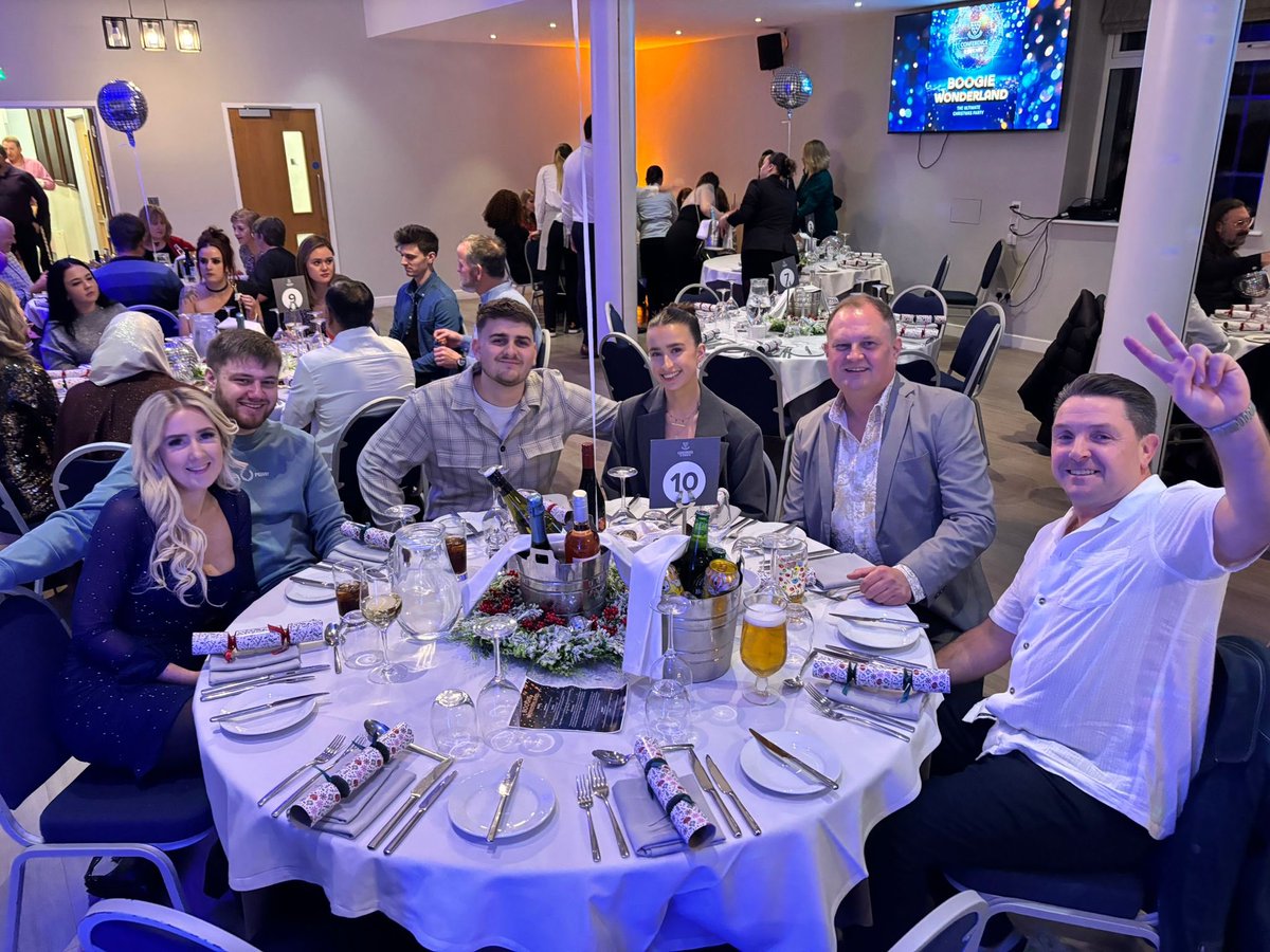 CheeseManSussex's tweet photo. Our #CheeseMan team #Christmas Party! A chance for the team & their partners to let their hair down, as they all work so hard over the #Festive period thank you for @SussexCCC for hosting a great night had by all! https://t.co/I3JP41UHGt