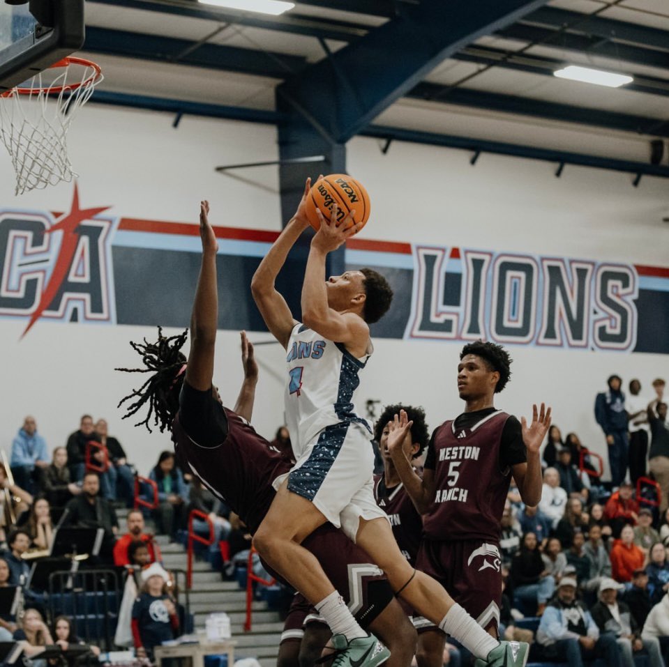 Go_DCAAthletics's tweet photo. Opening Night…#DCAbasketball https://t.co/Cu4pIMmoNw
