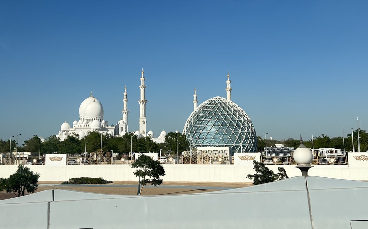 brucefenton's tweet photo. Just arrived to one of my long time favorite places, Abu Dhabi UAE for Bitcoin MENA!   It’s going to be a big week. Time to change the world!  🚀🚀 https://t.co/iulTLNMfZL
