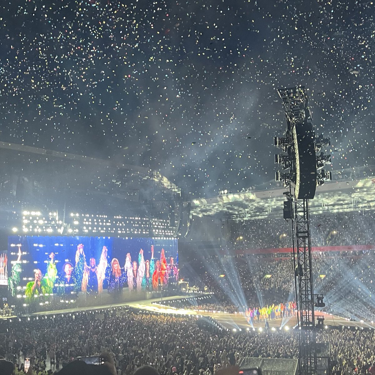 charlotte 🌟 tweet media