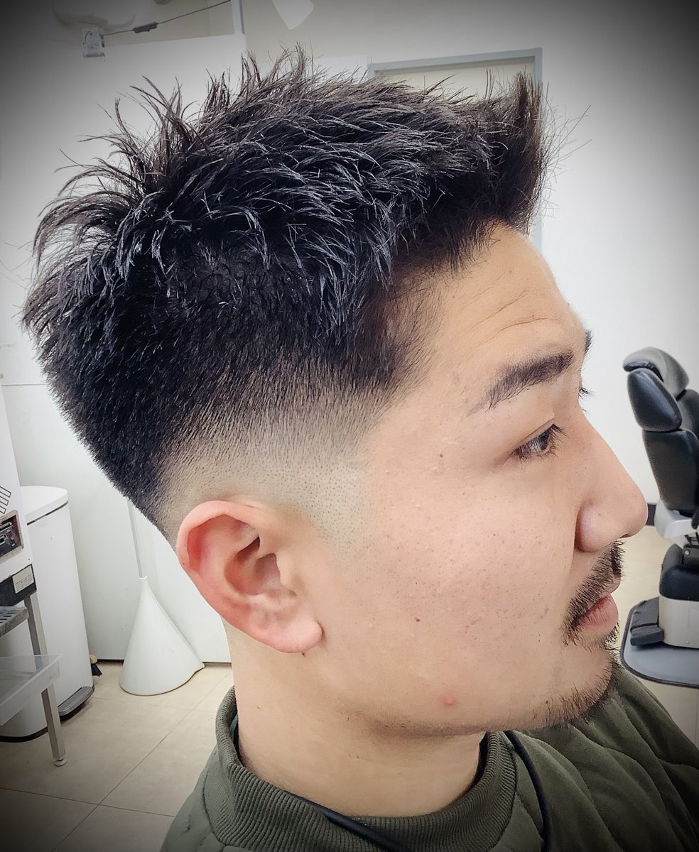 bb_cc_arc's tweet photo. スパイキーショート https://t.co/HqK84MPdXR