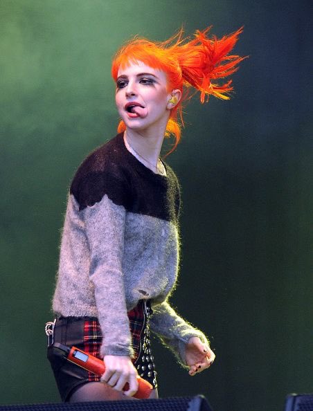 vocals_hayley's tweet photo. hayley williams’ best runs and vocal agility: a thread https://t.co/XyQIzfGryf