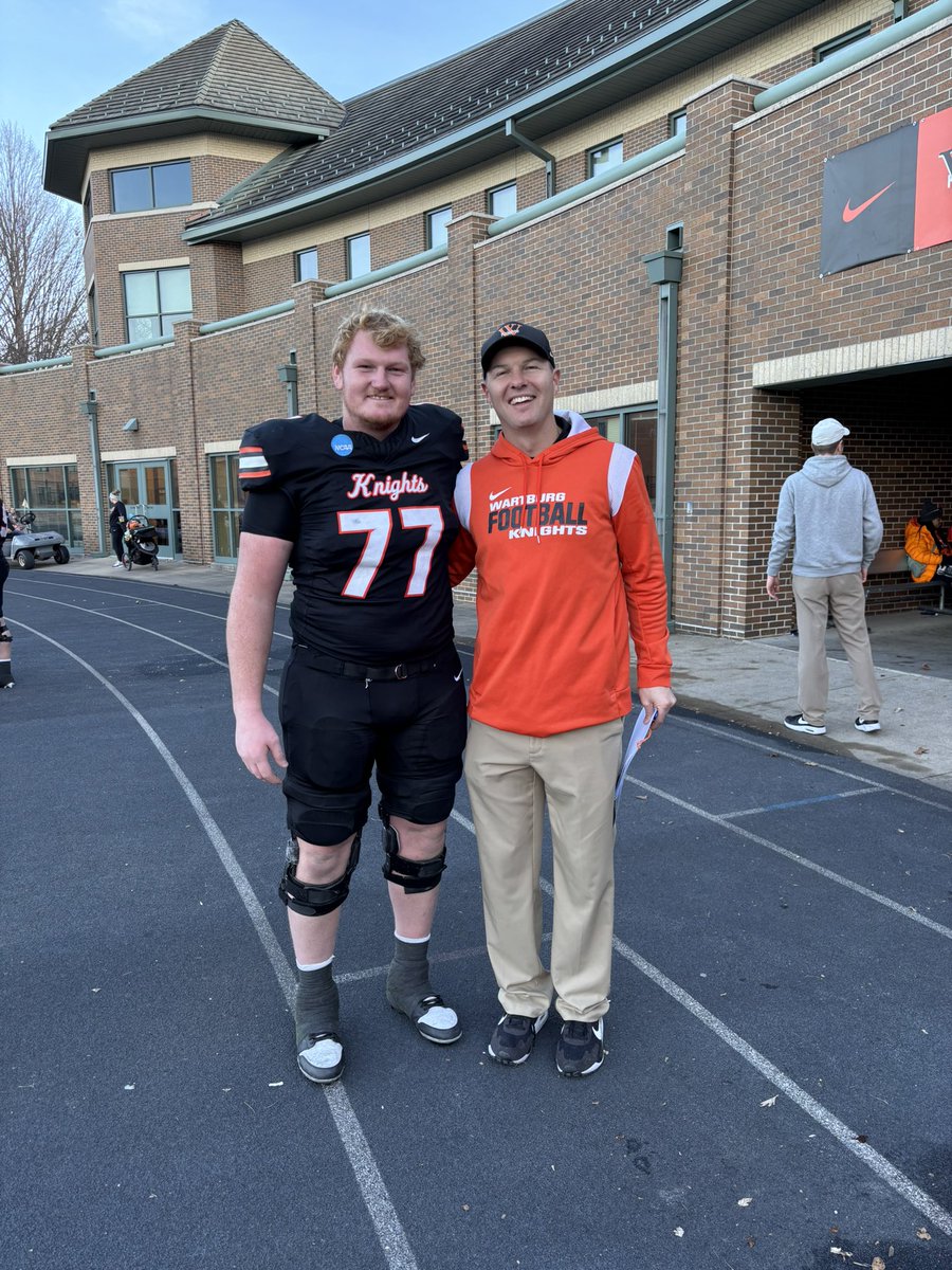 kinney092896's tweet photo. There are no words… THANK YOU Wartburg Football! 🧡🖤 https://t.co/iXzYgFPAig