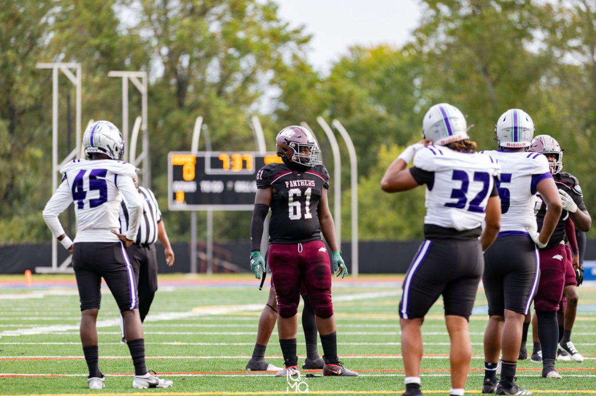 Senior tape hudl.com/v/2RAmdB