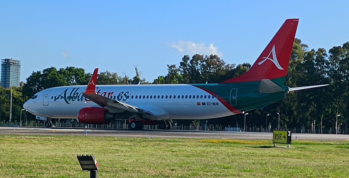 Matata80's tweet photo. @SirChandlerBlog estos son lo que vienen a "sumar" (ponele) a @flybondioficial ? https://t.co/mzZ2paT0z4