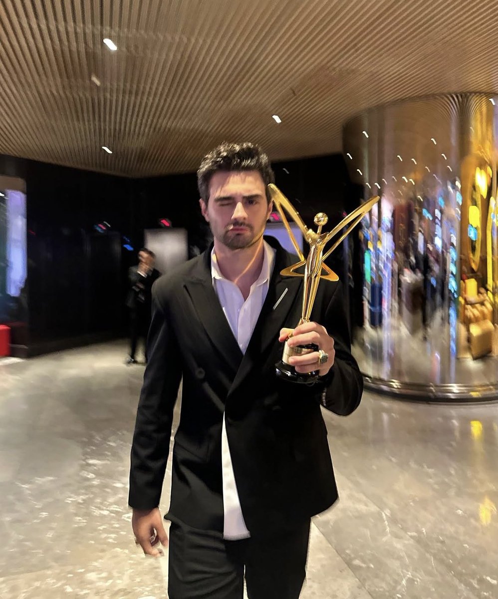 Çokça hak edilmişti 🥹✨🏆

    #YiğitKoçak