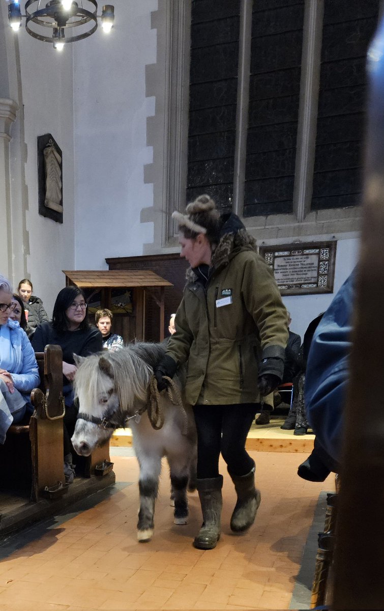Kmbrow's tweet photo. Truly ... It's beginning to look a lot like Christmas 🎶 many thanks to all @manechance and @springmeister  @RealGaryWebster for an enjoyable Carol Evening. @clareb19 https://t.co/uf6WSGO9Cs