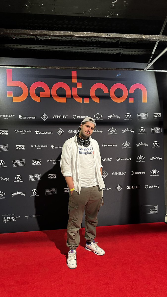 fabianmasafa's tweet photo. Dit is Berlin! | #photodump of #beatcon / #beatcon24 / #beatcon2024 | #MasafaProdzctionzz / #MasafaProdzz / #Masafa https://t.co/lJ1EjdBbzr