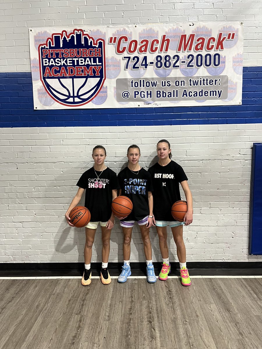 PGHBballAcademy's tweet photo. Another really good one at the Academy. https://t.co/XobYkutvFj