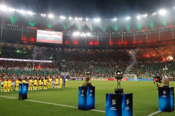 #JuntosPelaSula

Só falta ela...