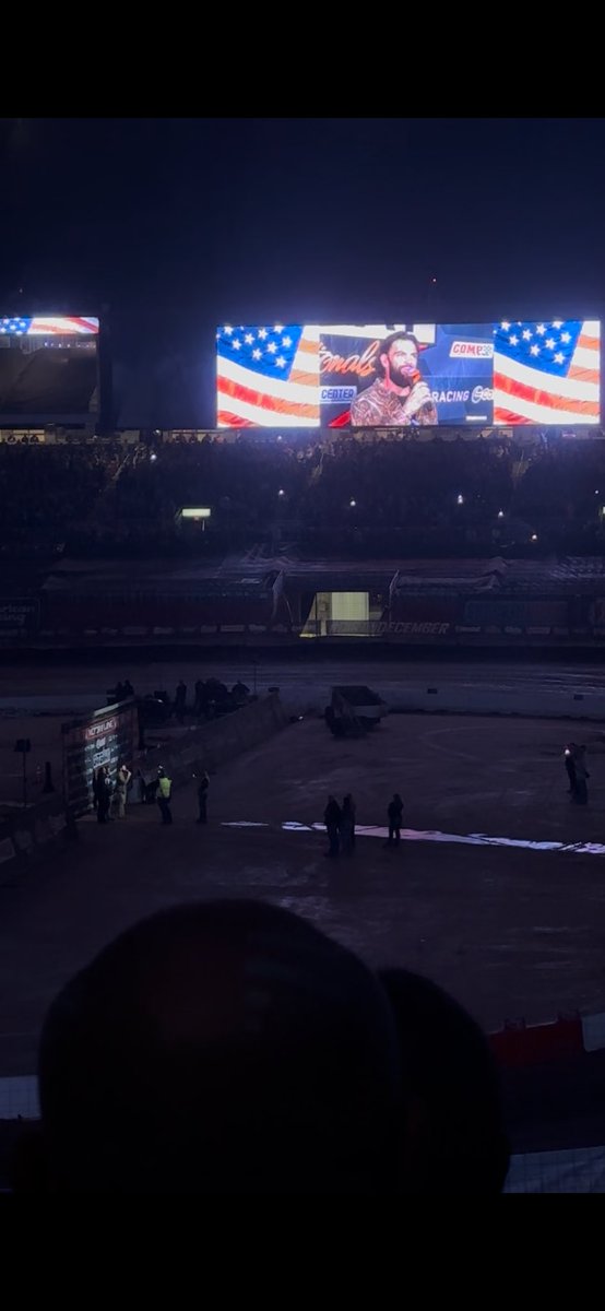 caitydesomma_'s tweet photo. @DylanScottCntry made his appearance at the Dome last night to close out dirt nationals, couldn’t have asked for a better weekend https://t.co/qcNDAXIYj7