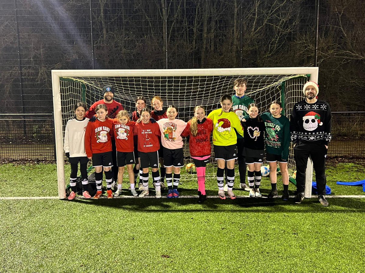 Westdyke Community Club (@westdykecc) on Twitter photo 🌟🌲 FESTIVE TRAINING WEEK 🌲🌟
Well done Girls’ U12s Thistle 👏👏
#WeAreAllWestdyke 🩵🤍🖤
<a href="/cashforkidsNES/">Cash for Kids North East Scotland</a> #MissionChristmas 🌟🌲 FESTIVE TRAINING WEEK 🌲🌟
Well done Girls’ U12s Thistle 👏👏
#WeAreAllWestdyke 🩵🤍🖤
<a href="/cashforkidsNES/">Cash for Kids North East Scotland</a> #MissionChristmas