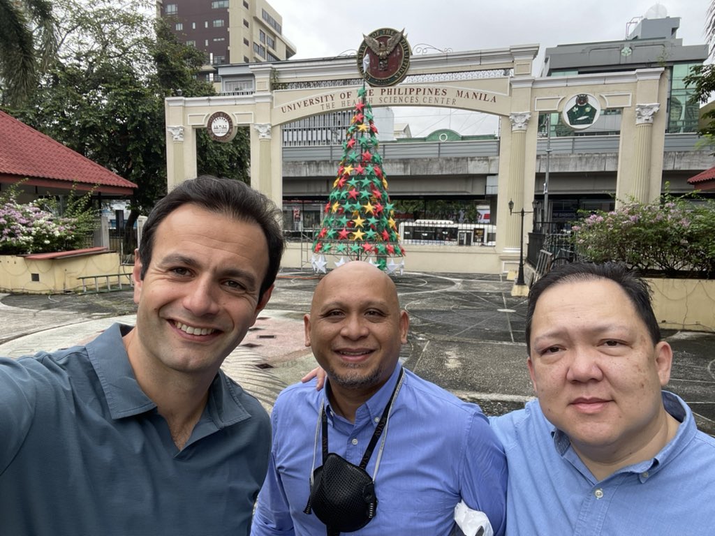 Thrilled to help kickstart robotic kidney transplantation at the historical Philippines General Hospital with my friend Alvin Wee. We performed 2 cases with the SI robot. An incredible milestone! <a href="/uppghnephrology/">UP-PGH Nephrology</a> <a href="/CleClinicUro/">Cleveland Clinic Urology</a> <a href="/ASTSChimera/">ASTS</a> #kidney #Robot #Philippines <a href="/Nephron826/">Rey Jaime Tan</a>