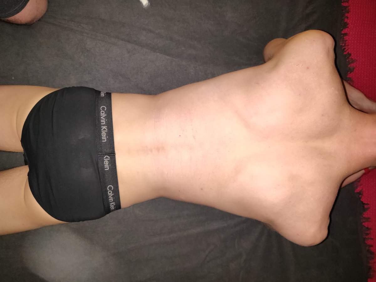 sylvarden's tweet photo. Rétrospective 2024 !

Travailler son corps, par le sport ou la musculation, nécessite des temps de repos.

Le massage favorise alors la récupération. Mon toucher profond diminue les tensions, relâche les muscles, améliore la circulation.

#gaymassage #deeptissue #sportmassage https://t.co/ym9fQTVvpZ