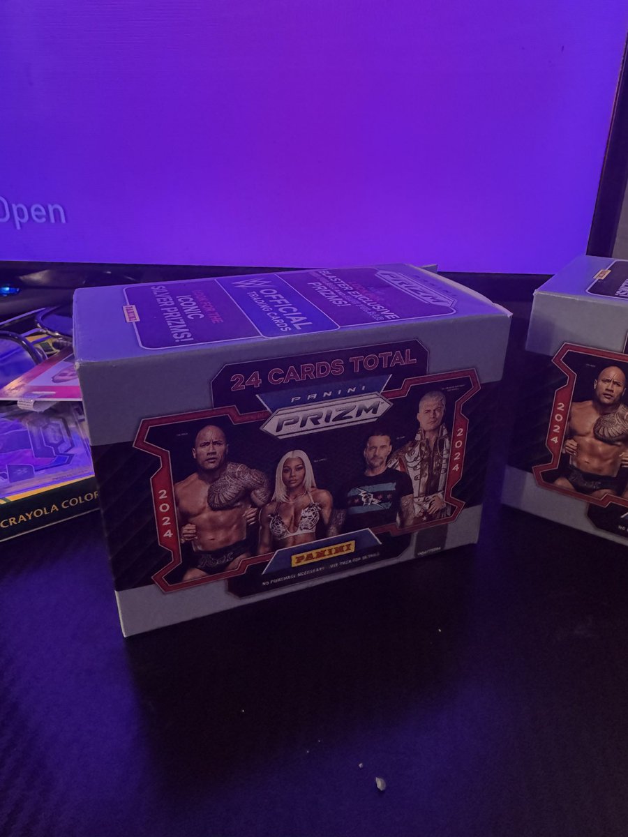 itsfaLes's tweet photo. just found these boxes, gonna give them away cause i have no space for them 
-Like 
-Retweet 
-Follow
-Comment a Gif of your favorite superstar
Winner picked on 12-14 after Saturday nights Main event 👀👀 https://t.co/jmt1xHALMy
