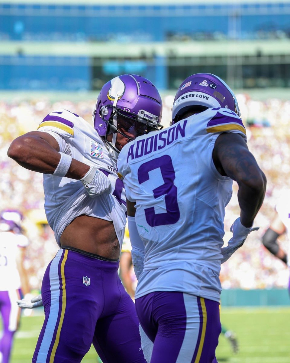 vikingzfanpage's tweet photo. #Vikings WR’s Justin Jefferson and Jordan Addison today:

• 15 Catches
• 265 Receiving Yards
• 5 TD’s

Name a better duo. I will wait. https://t.co/WIqKB3TOoE