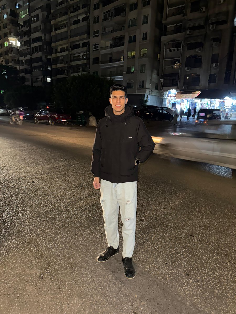 eslamwaled2006's tweet photo. It's My Birthday 🖤🥳 https://t.co/t4db3jJ0t8