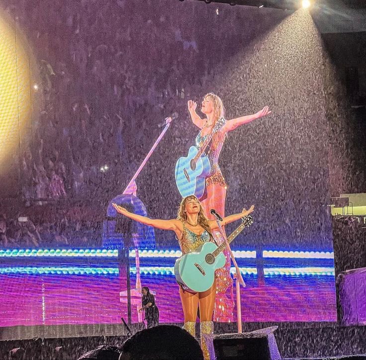 🚨| Swifties let's make #ThankYouTaylor trend for the last show of the eras tour reply 10x with #ThankYouTaylor and rt for visibility
