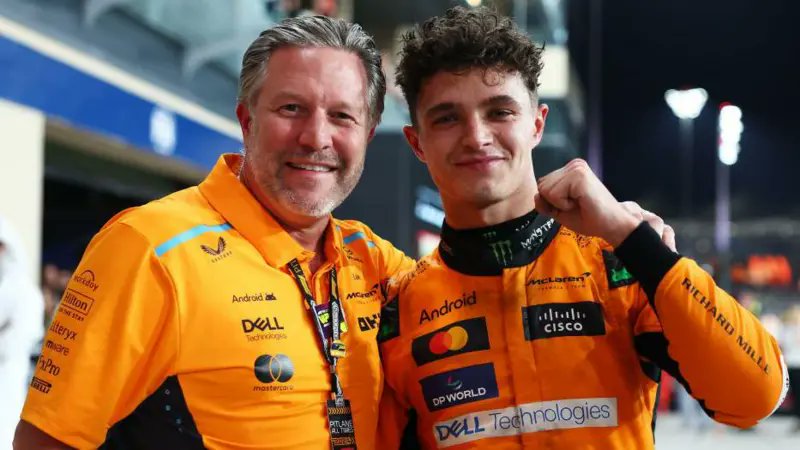 MRKingAndSons's tweet photo. Norris wins to seal constructors’ title for McLaren 🏎 #abudhabi #f1 #formula1 #formukaone @mrkingandsons #saxmundham #woodbridge #suffolk #norfolk #usedcars #car 🏎😀. https://t.co/es4PUAzROH