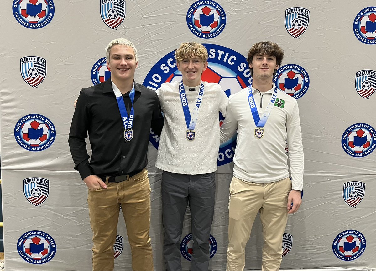 StewartRodger5's tweet photo. All Ohio Soccer. 
Alex Mossing, Evergreen.
Rudy Rodger, Archbold.
Alex York, Delta.
Proudly representing the NWOAL at the State level. https://t.co/3j23p7nN34