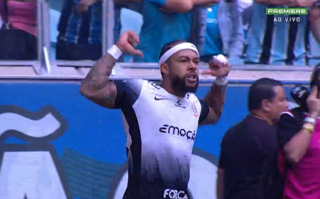 Snaihtniroccccc's tweet photo. Este homem joga no meu time
Apenas isso https://t.co/E0XTZl74Td