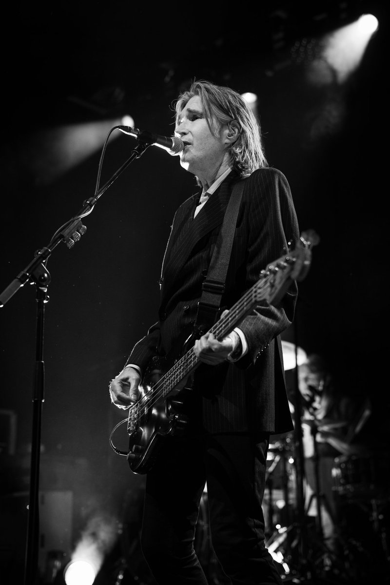 Julian Baird Live! (@jbairdlive) on Twitter photo The legendary <a href="/DelAmitri/">Del Amitri</a> are on stage now at a packed out <a href="/O2AcademyBris/">O2 Academy Bristol</a> ! Here with <a href="/musomusouk/">MUSOMUSO</a> The legendary <a href="/DelAmitri/">Del Amitri</a> are on stage now at a packed out <a href="/O2AcademyBris/">O2 Academy Bristol</a> ! Here with <a href="/musomusouk/">MUSOMUSO</a>