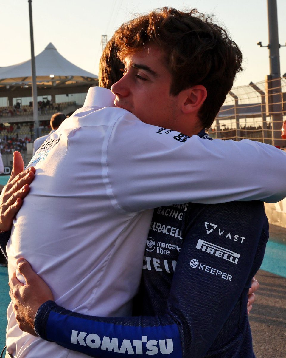 TelemetricoF1's tweet photo. Inventamos al “Tio James”, al “Torero Sainz”, al “Leñador” Piastri, y a “Lord Russell”, entre otros.  Gritamos “A lo que vinimos” y “Vamos Neneee”. Gracias a quienes nos acompañaron en el juego, y a los que no… habrá mucho más en 2025!. Lo lamento 🤣

Gracias TELEMETRICOS!!! https://t.co/fH7tbOkL8X