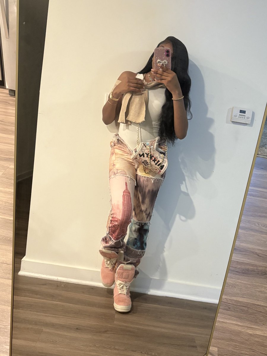 theflyestbarbie's tweet photo. 😍 https://t.co/PEFaHBKtNG