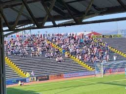 timlyon343's tweet photo. @FBAwayDays Greenock Morton, no pies. Absolute shit hole. https://t.co/qTdXgPbhY9